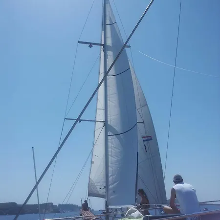 Úszó hotel Boat & Breakfast Caicco Freedom Velence
