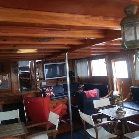 Boat & Breakfast Caicco Freedom Botel 2*